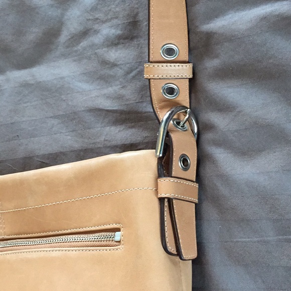 Large Camel Colored Coach Purse - Picture 5 of 5